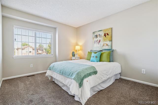 6284 Laguna Circle