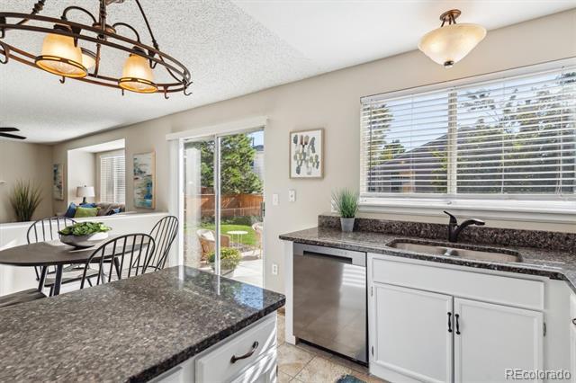6284 Laguna Circle
