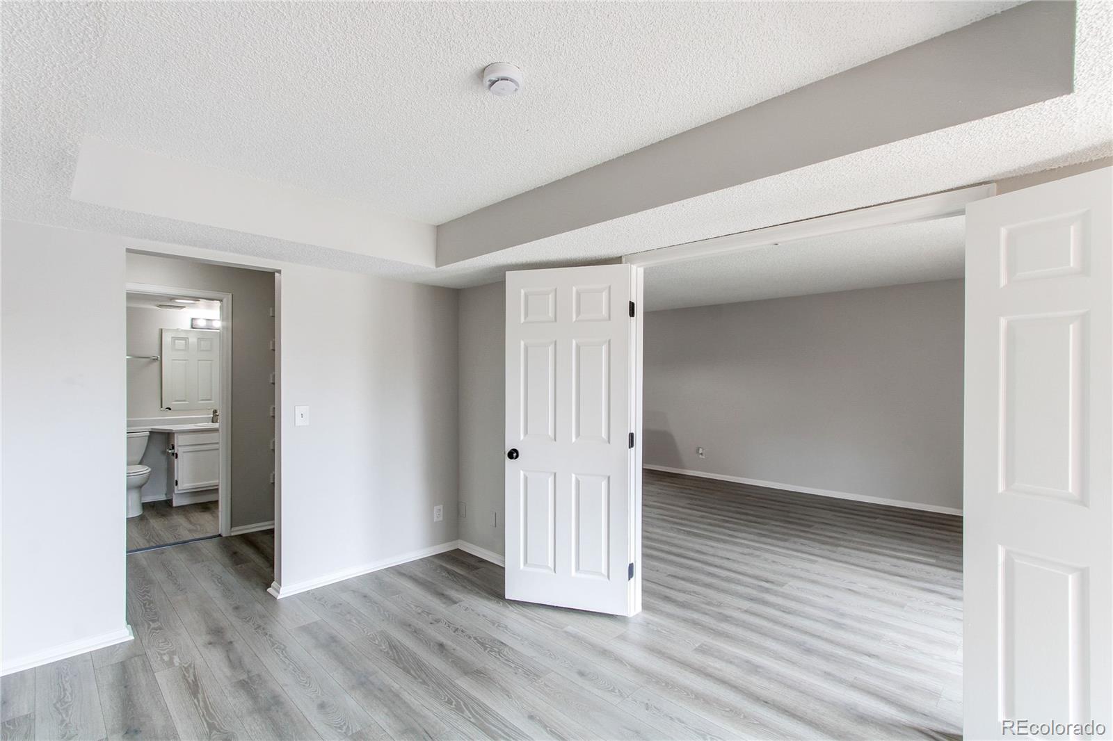 4899 S Dudley Street Unit: 15B