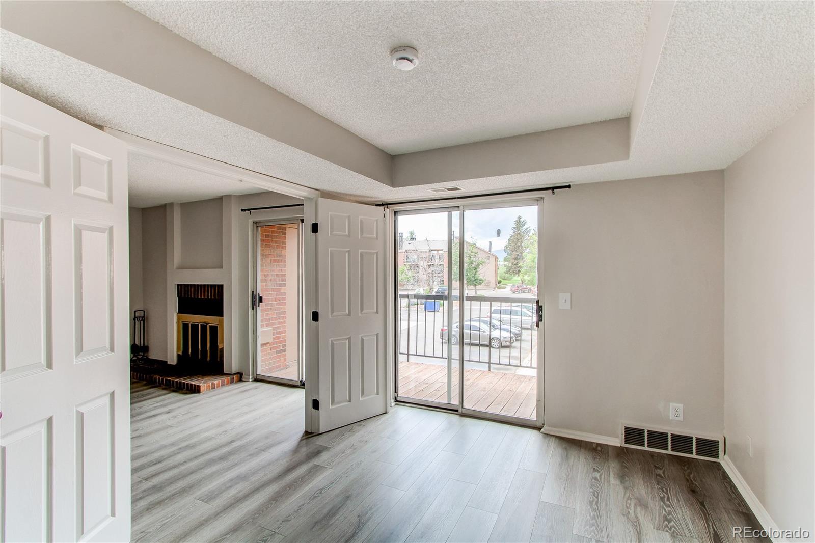 4899 S Dudley Street Unit: 15B