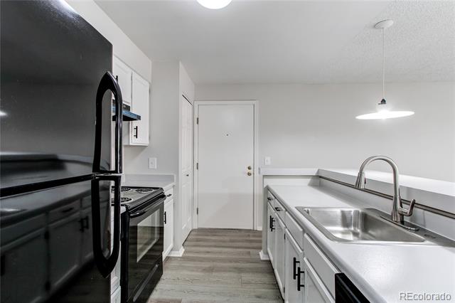 4899 S Dudley Street Unit: 15B