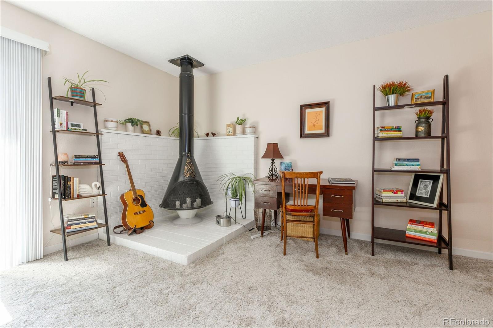 2160 S Vaughn Way Unit: 303C