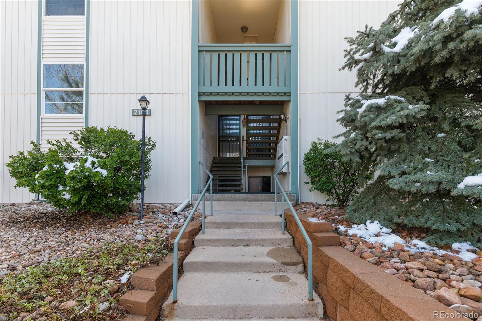2160 S Vaughn Way Unit: 303C