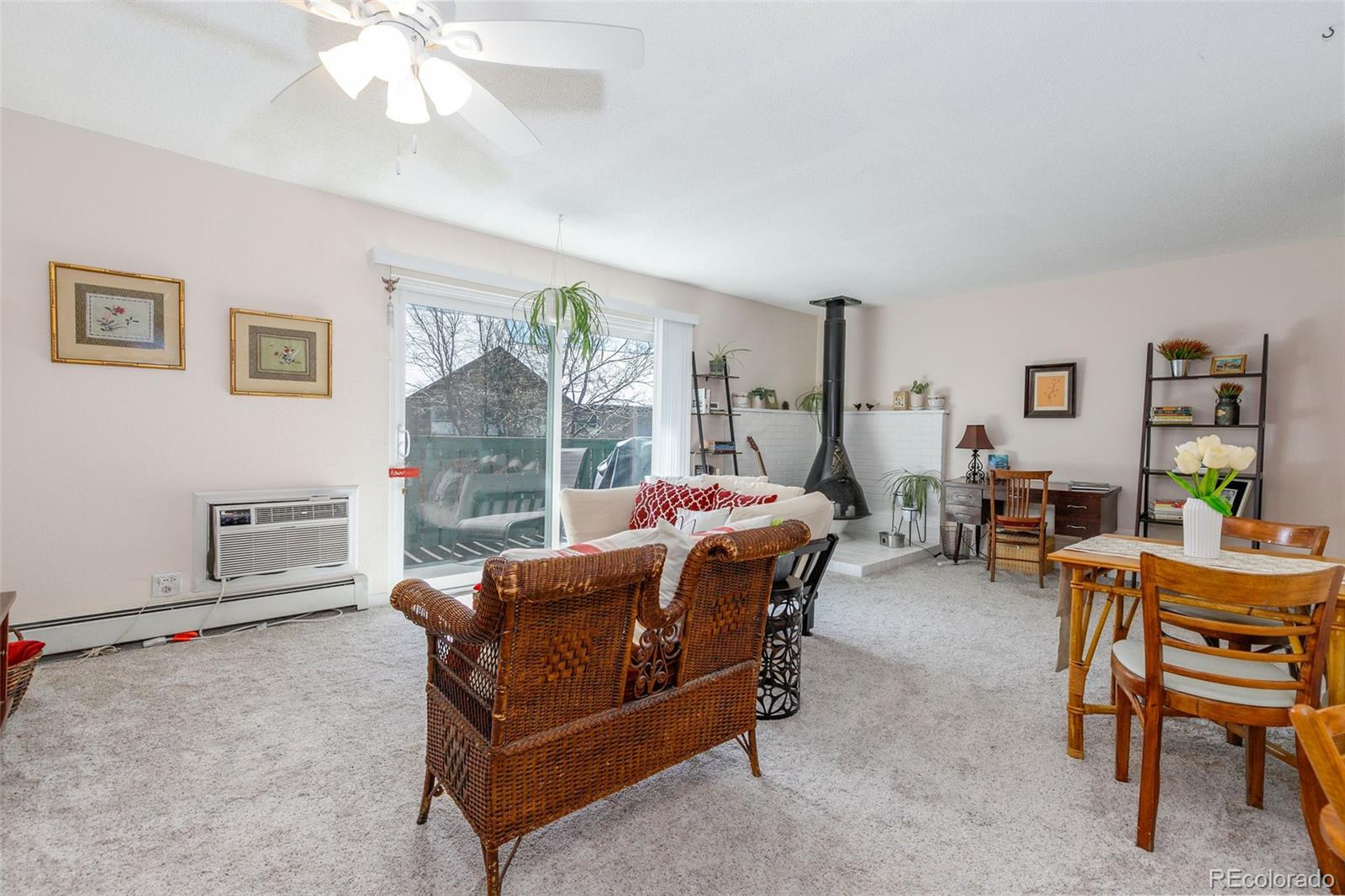 2160 S Vaughn Way Unit: 303C