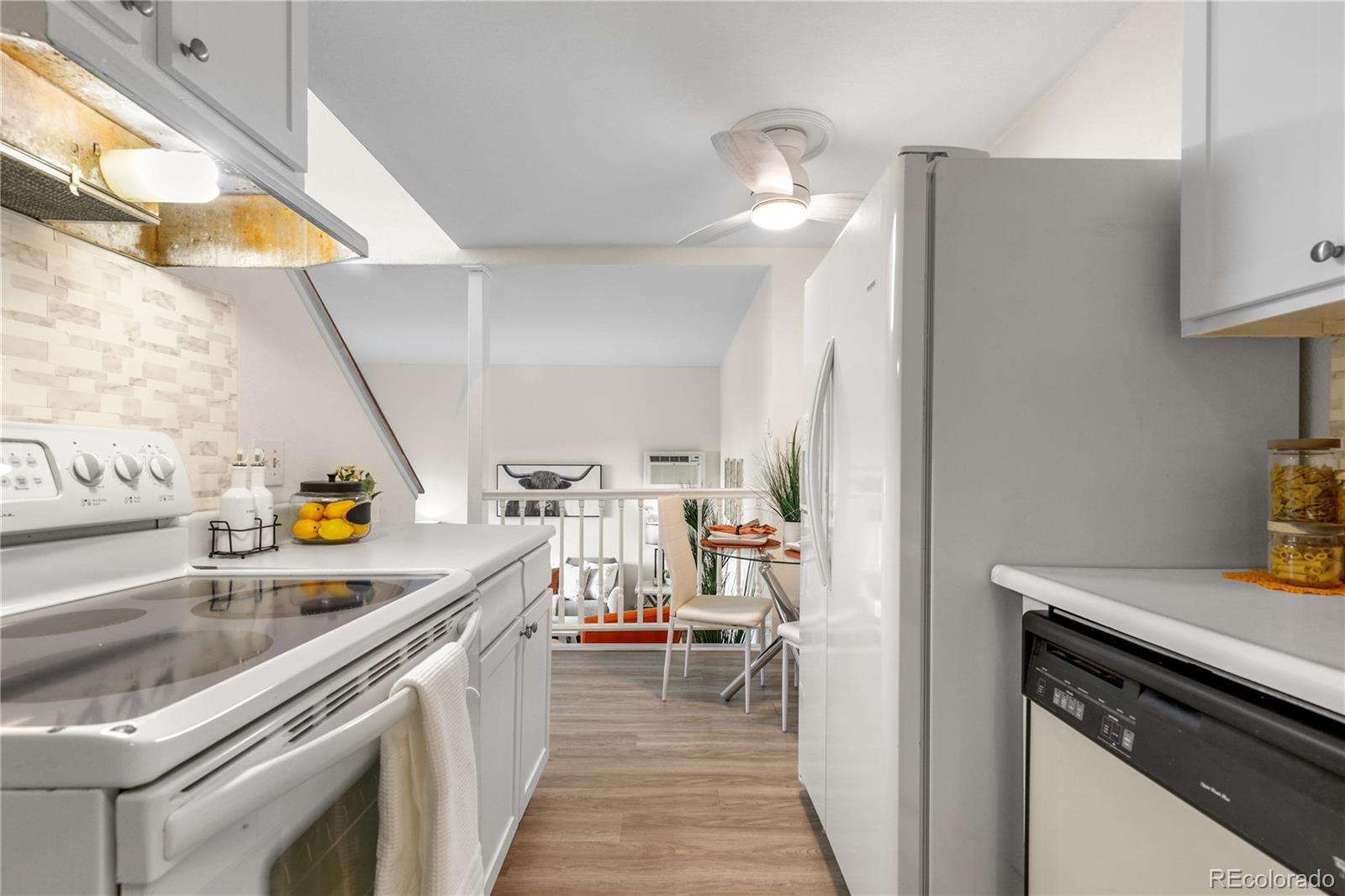 1315 Estes Street Unit: 13C