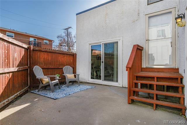 1315 Estes Street Unit: 13C