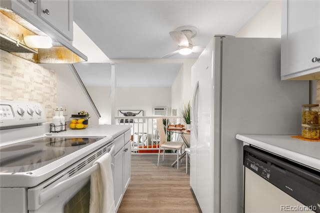 1315 Estes Street Unit: 13C