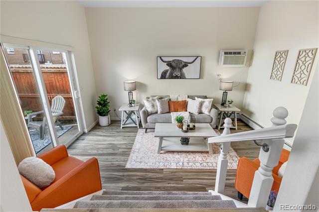 1315 Estes Street Unit: 13C