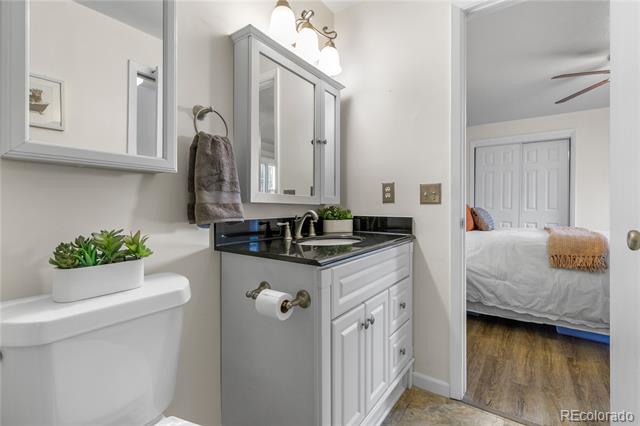 1315 Estes Street Unit: 13C