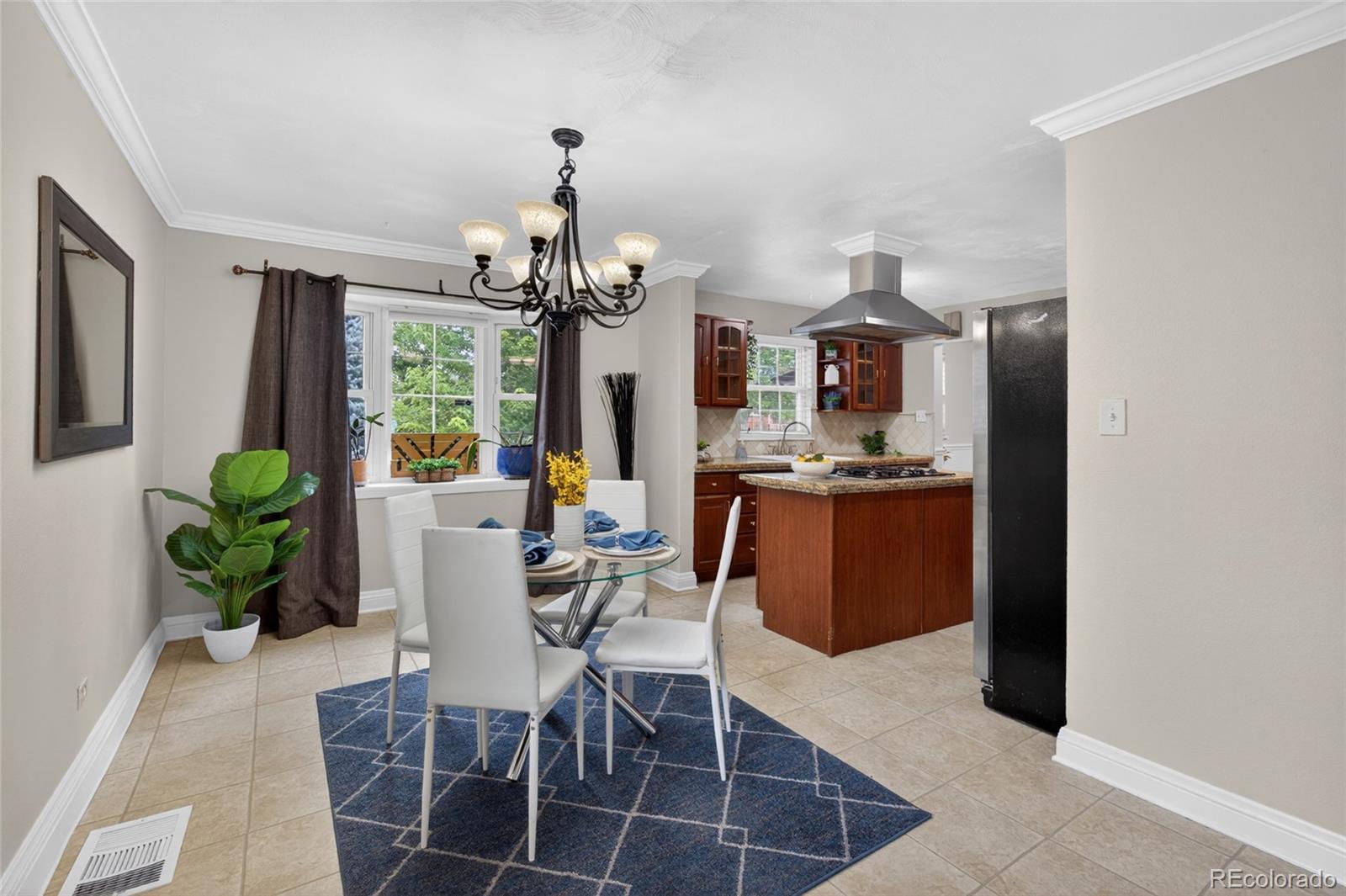 855 S Decatur Street