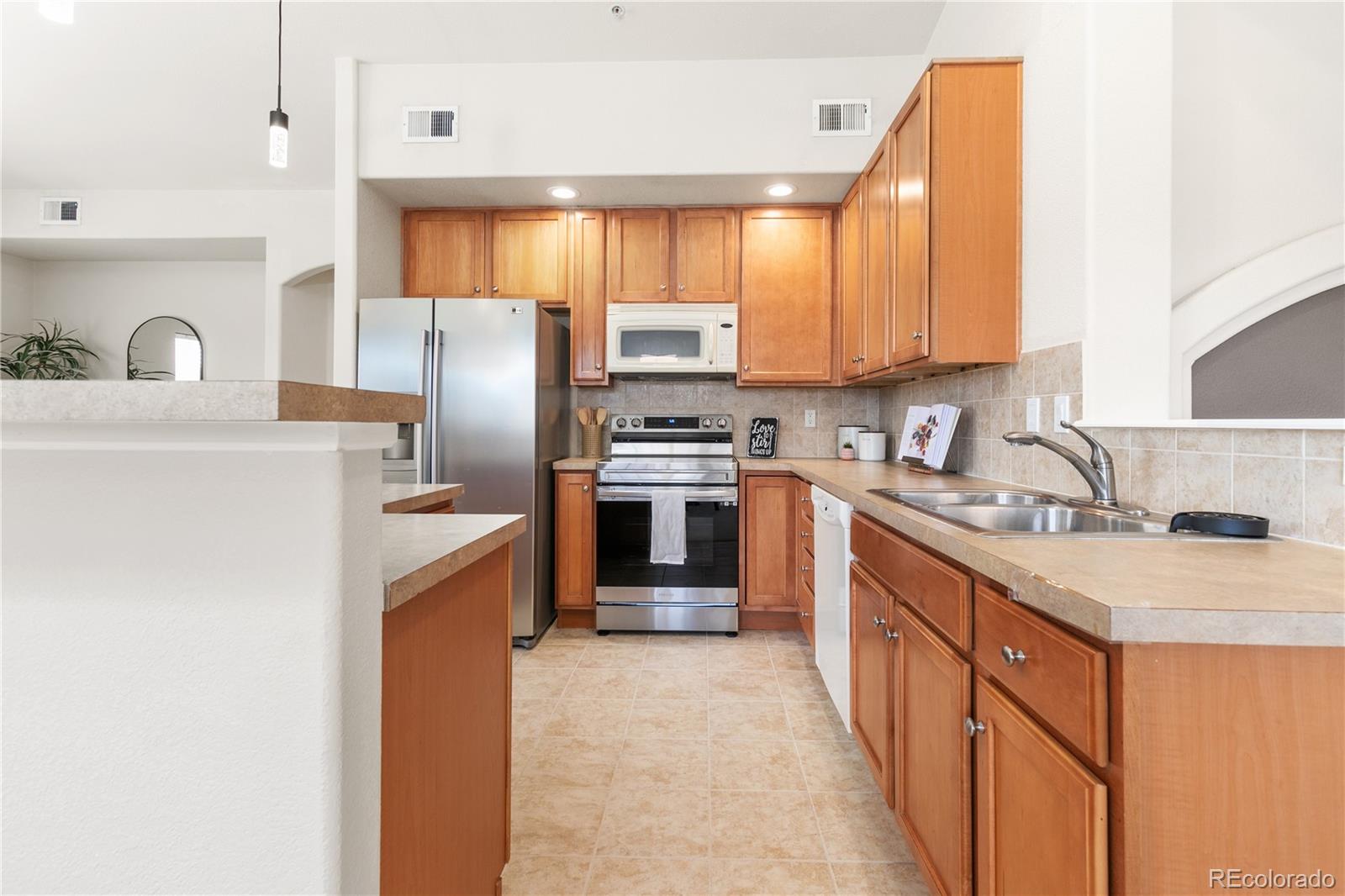 15444 W 63rd Avenue Unit: 204