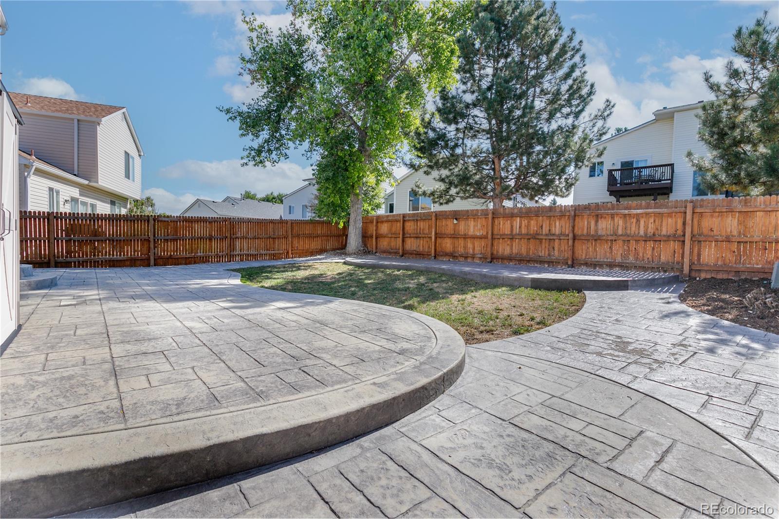 12027 Meadowood Lane