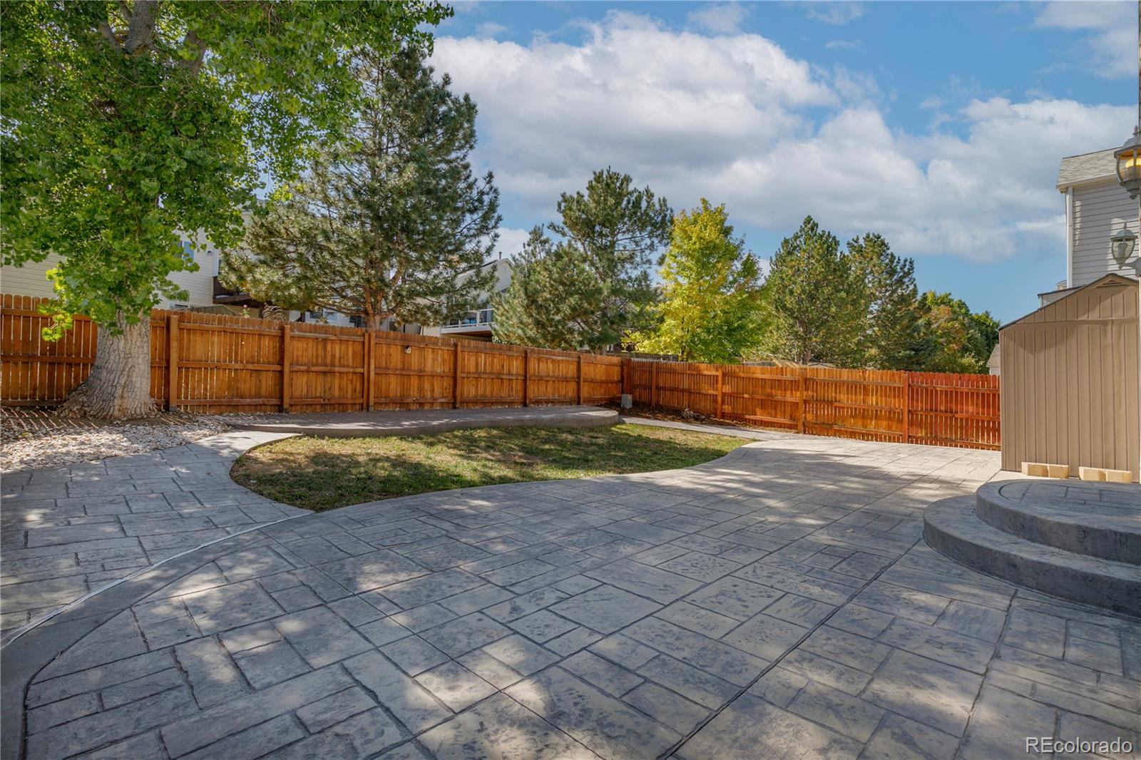 12027 Meadowood Lane