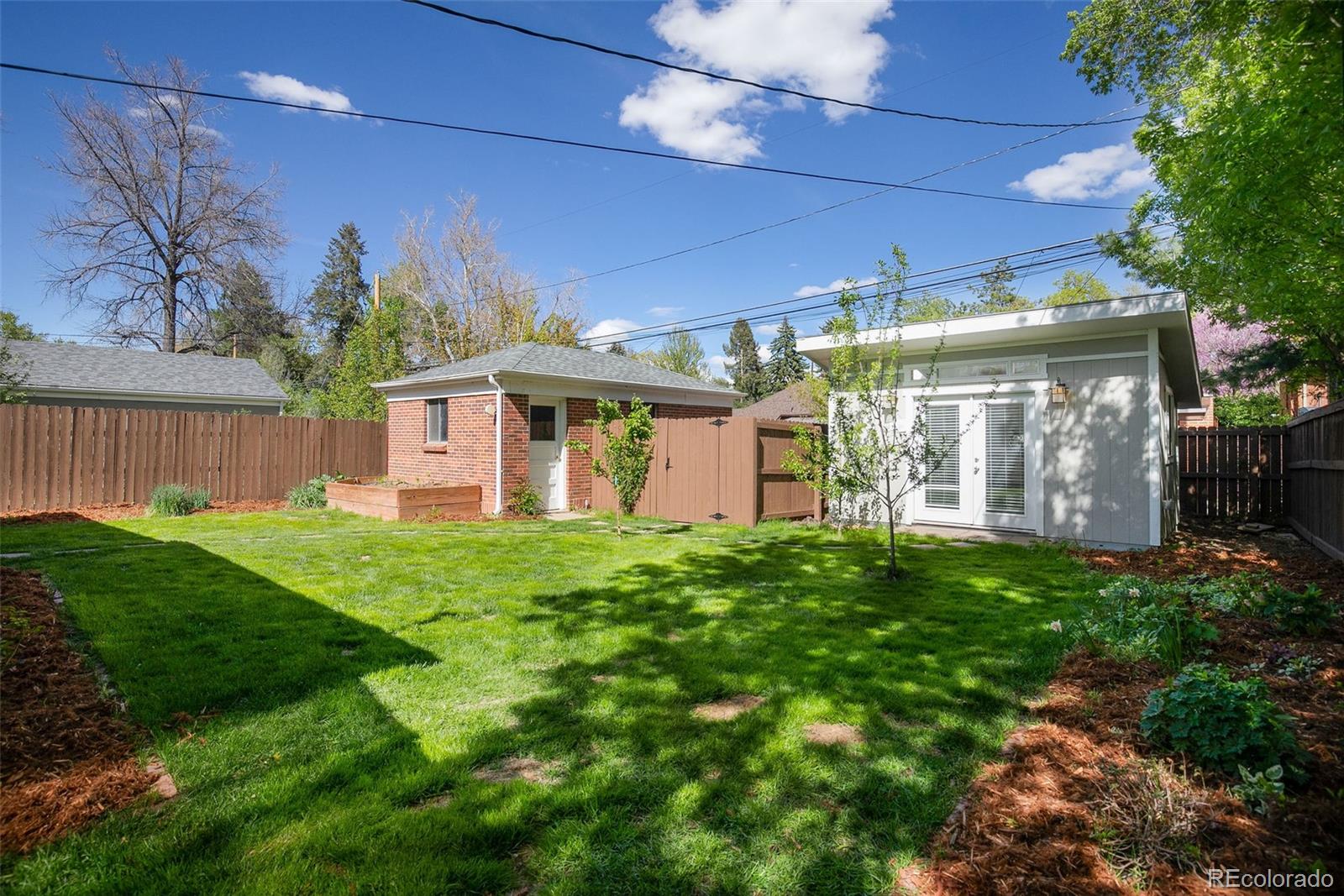 850 Magnolia Street