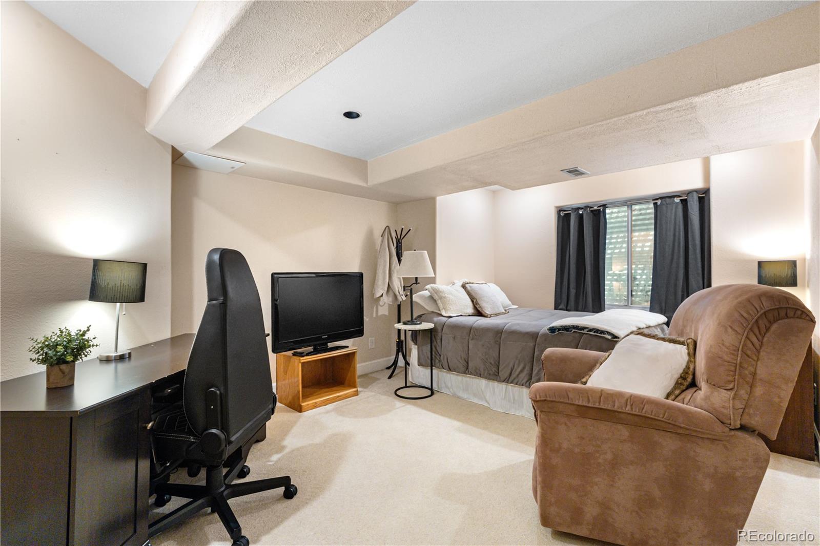 10262 Spotted Owl Avenue