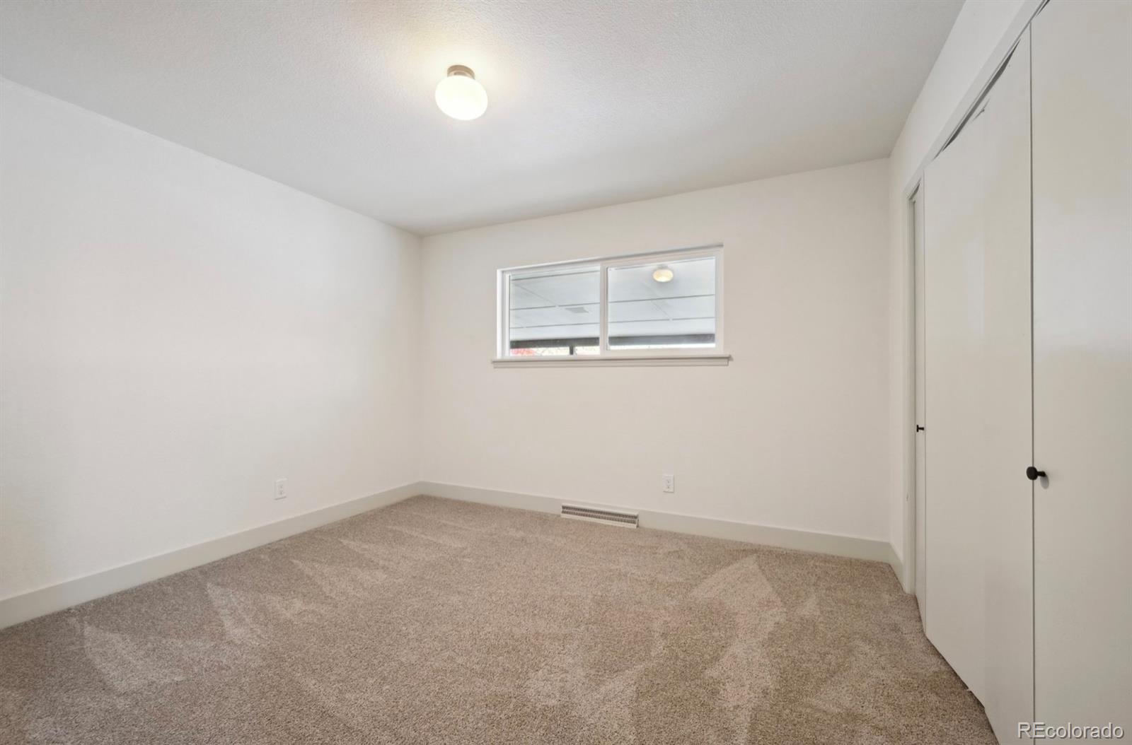 3832 Wright Court