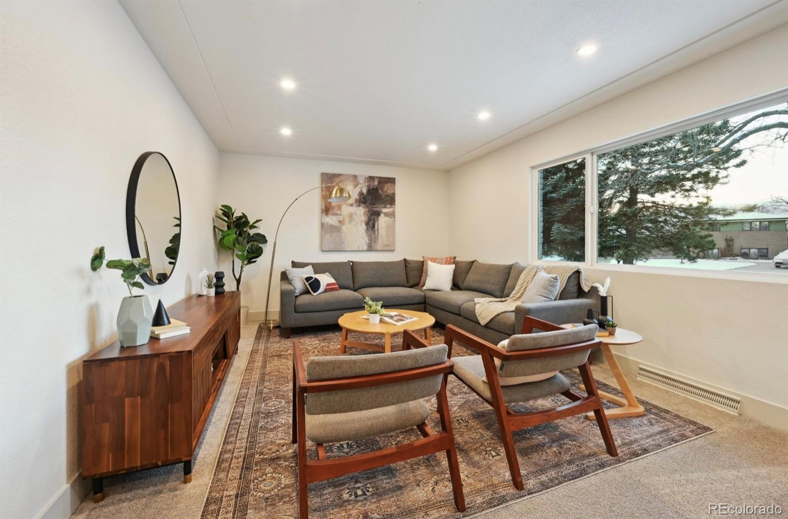 3832 Wright Court