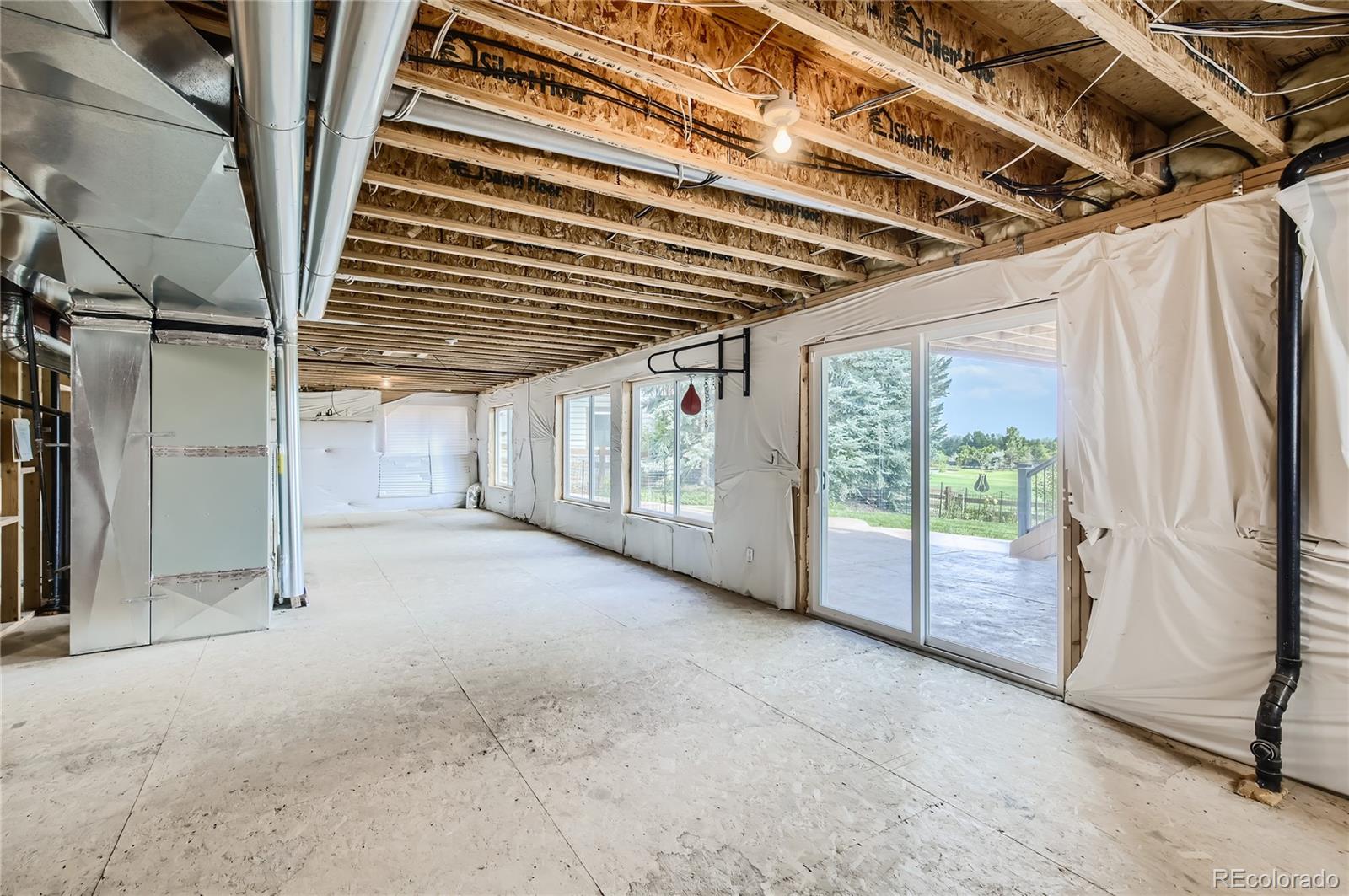 6516 W Long Drive