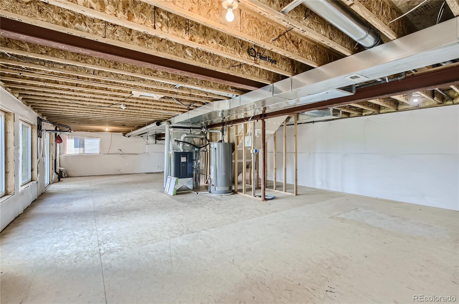6516 W Long Drive