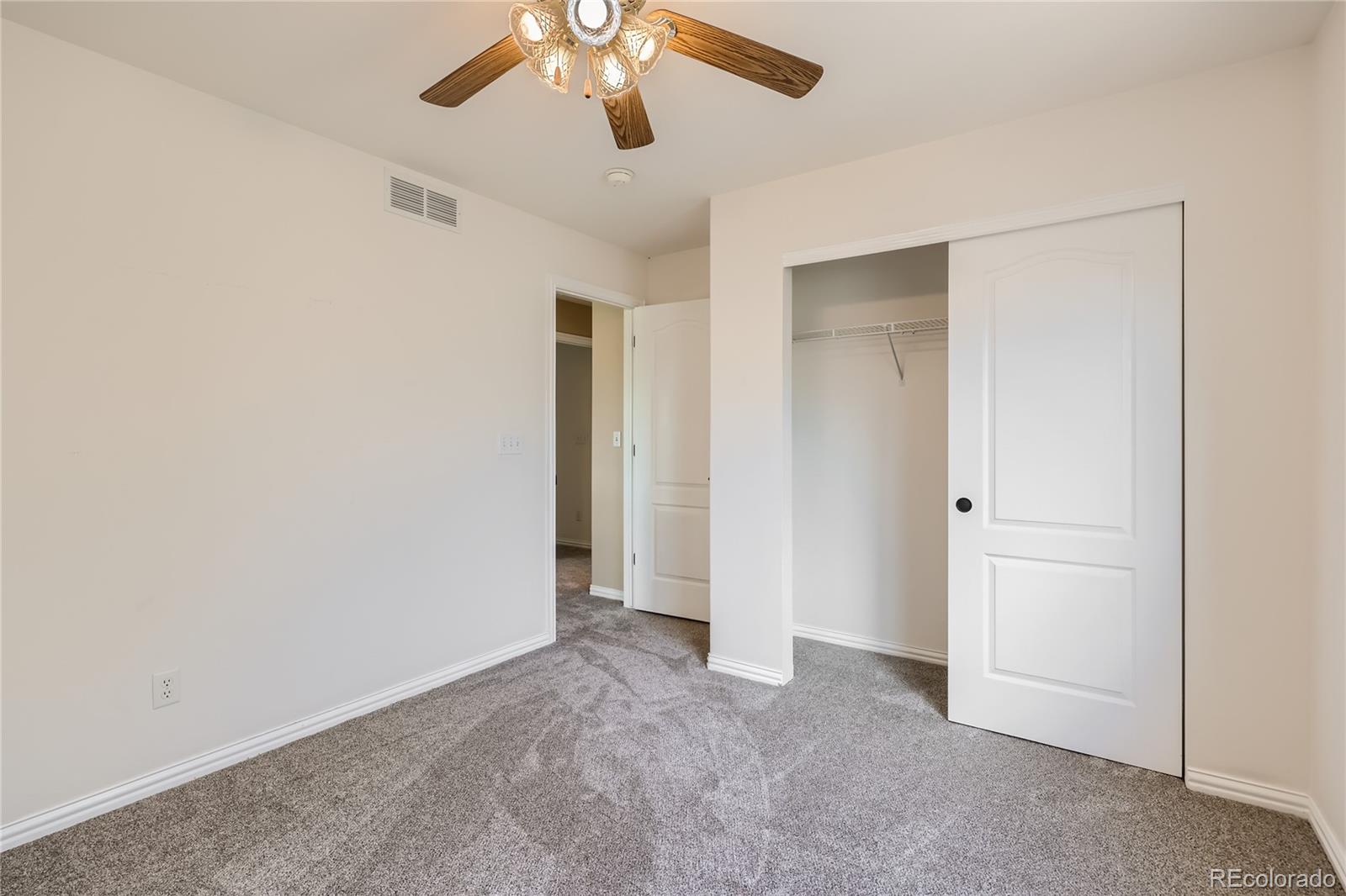 6516 W Long Drive