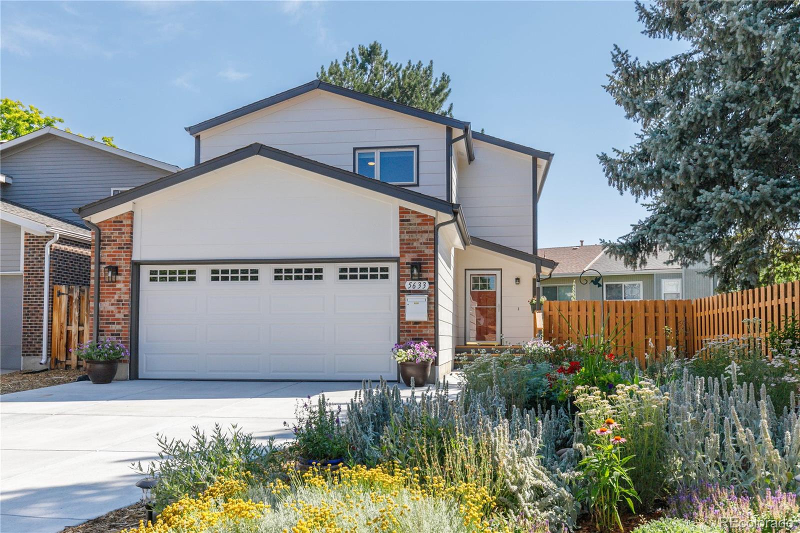 5633 W 71st Place