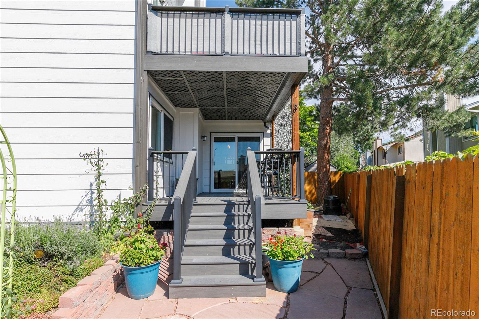 5633 W 71st Place