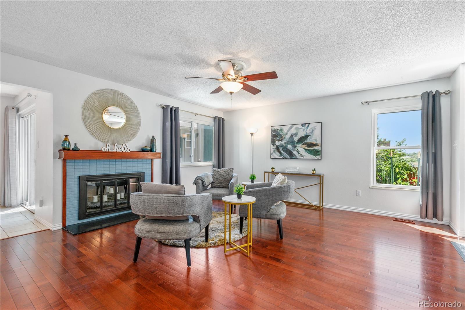 5633 W 71st Place