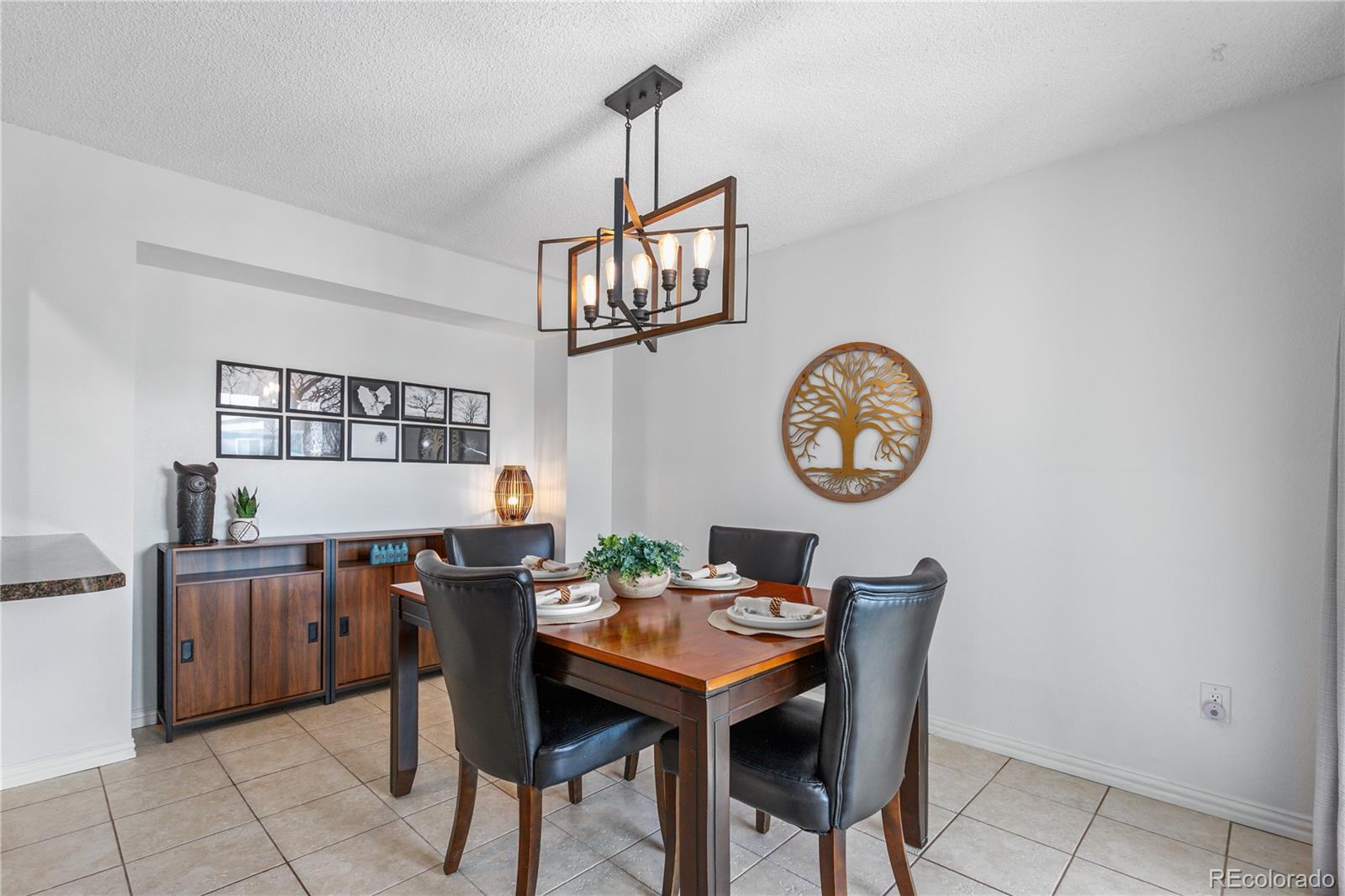 5633 W 71st Place