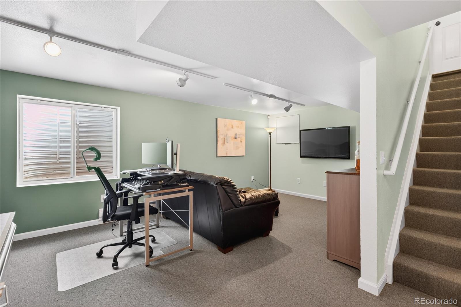 9600 Castle Ridge Circle