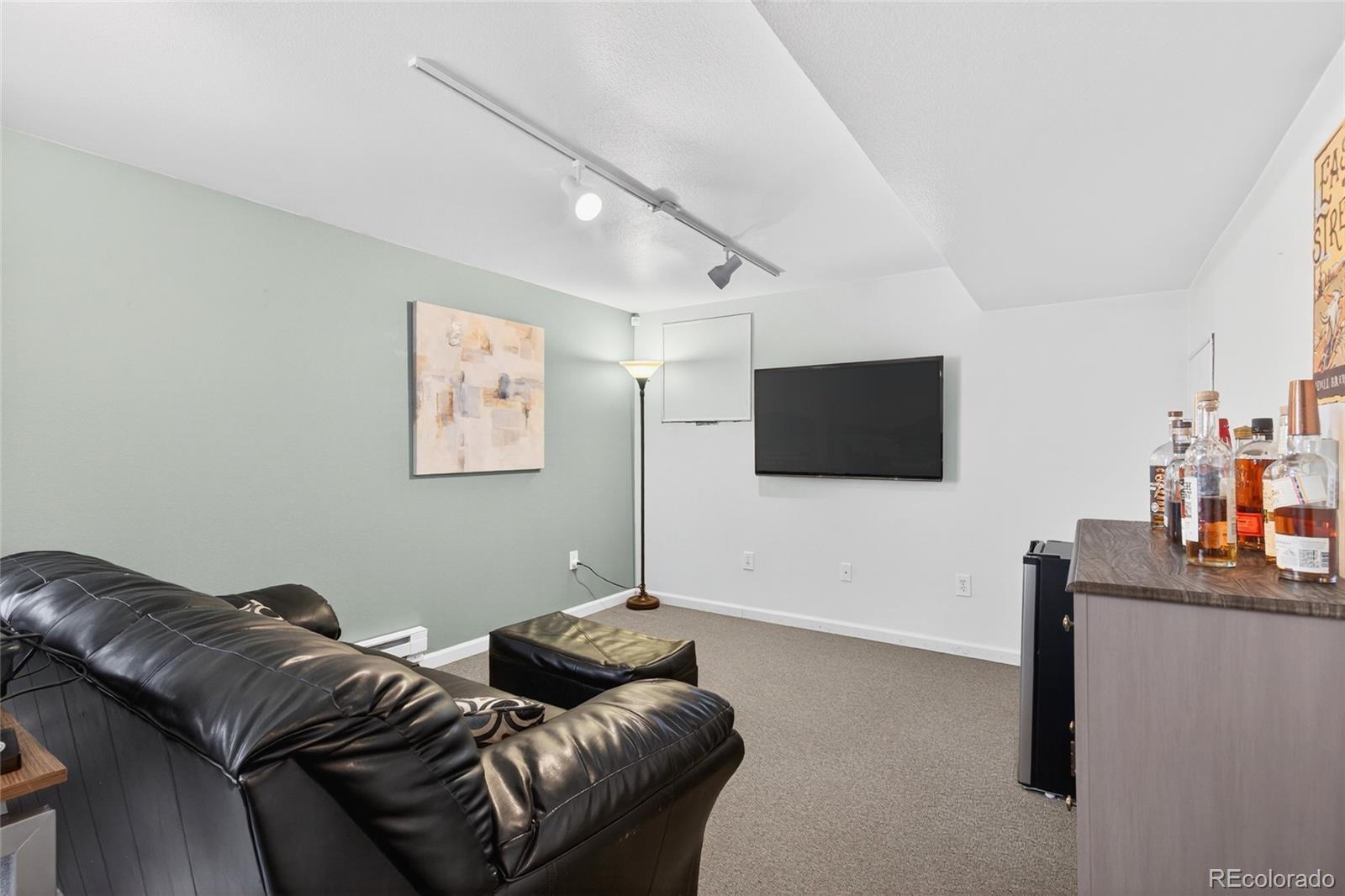 9600 Castle Ridge Circle