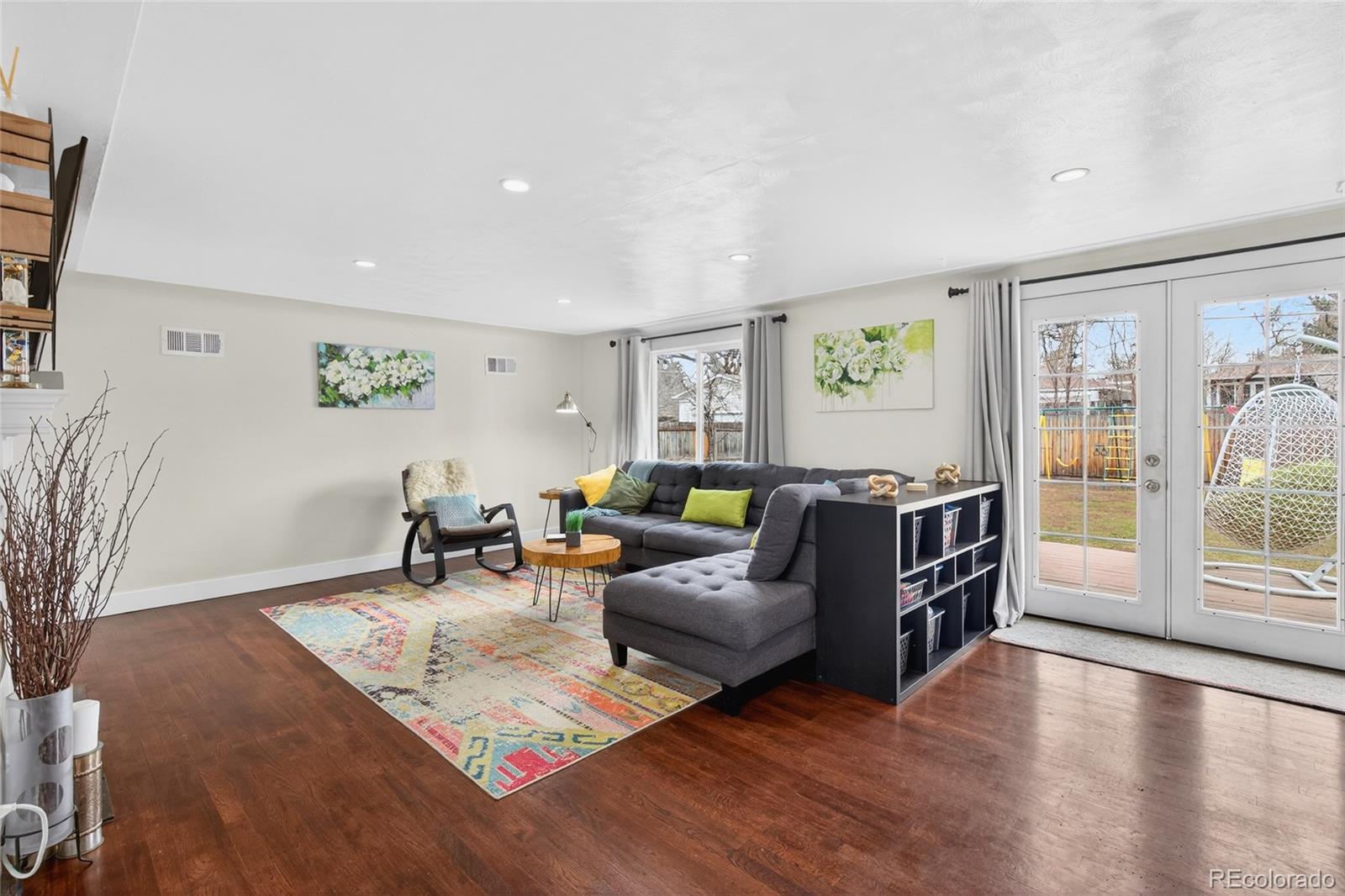 2916 S Downing Street