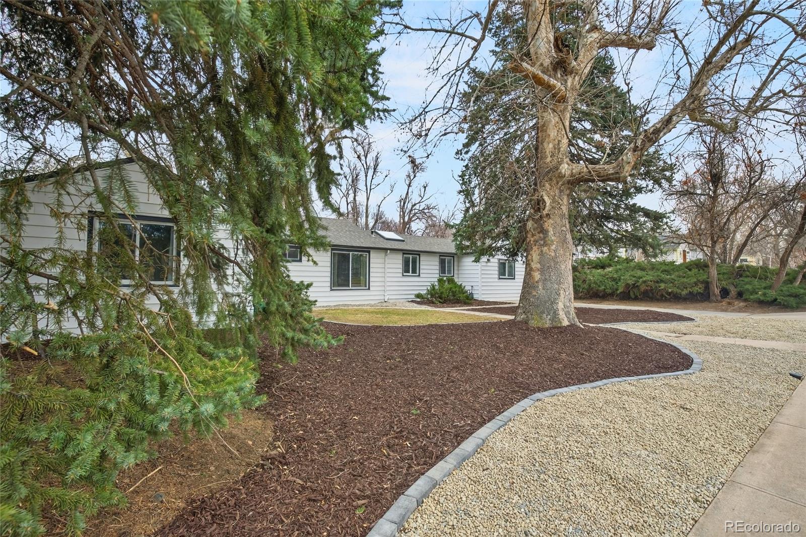 2916 S Downing Street