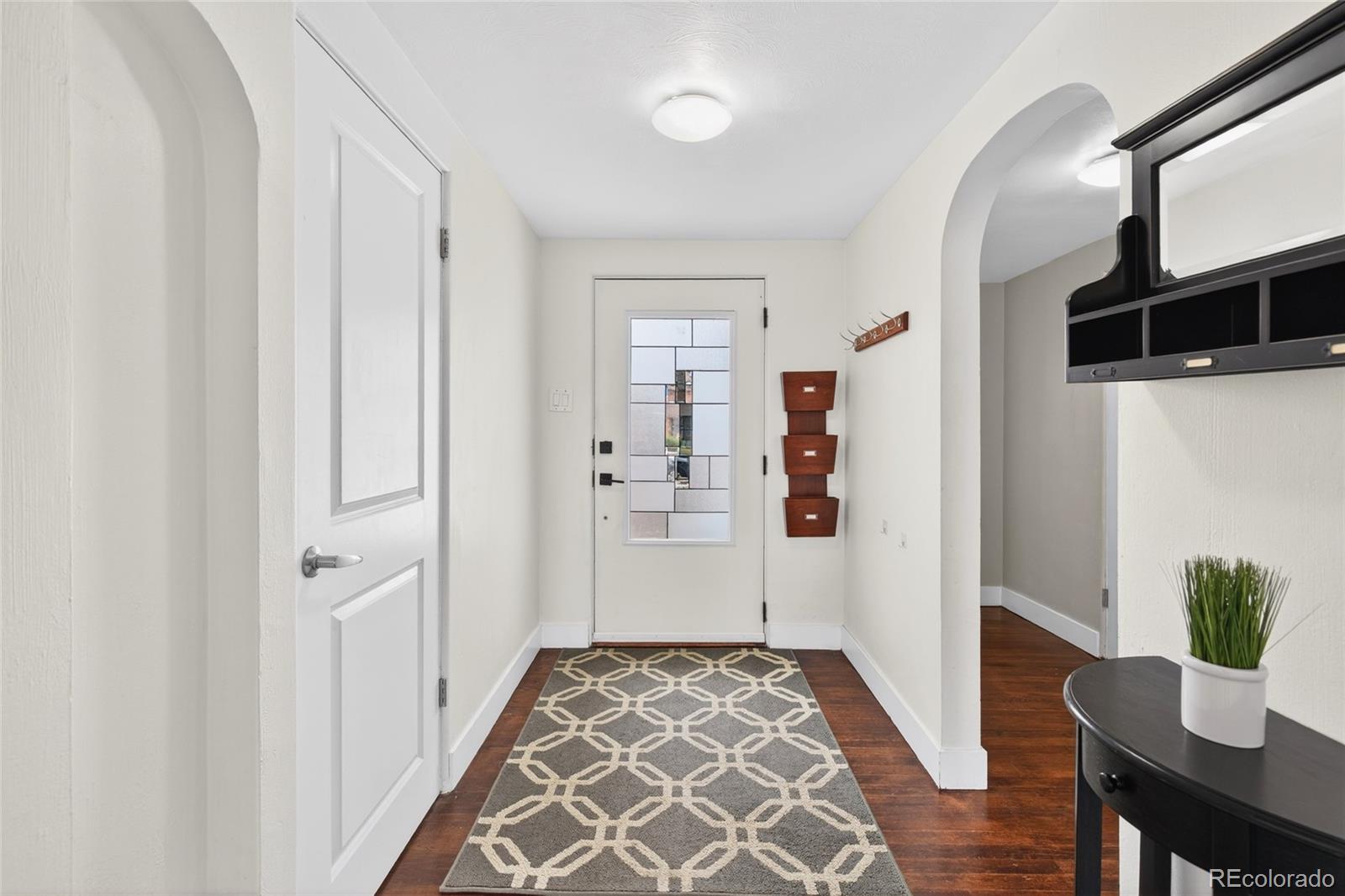 2916 S Downing Street