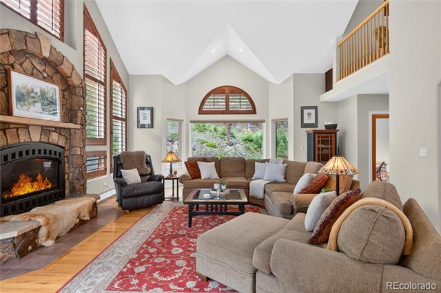 1856 Santa Fe Mountain Road