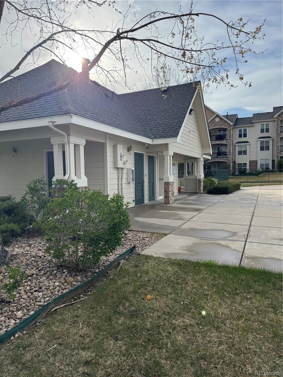 19019 E Warren Drive Unit: H104