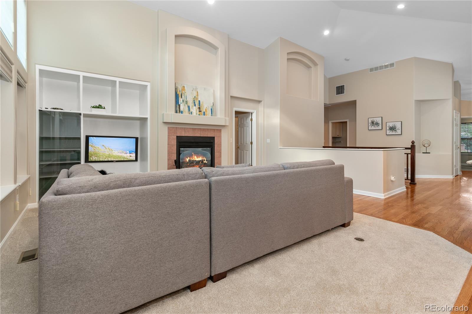 16895 W 66th Place