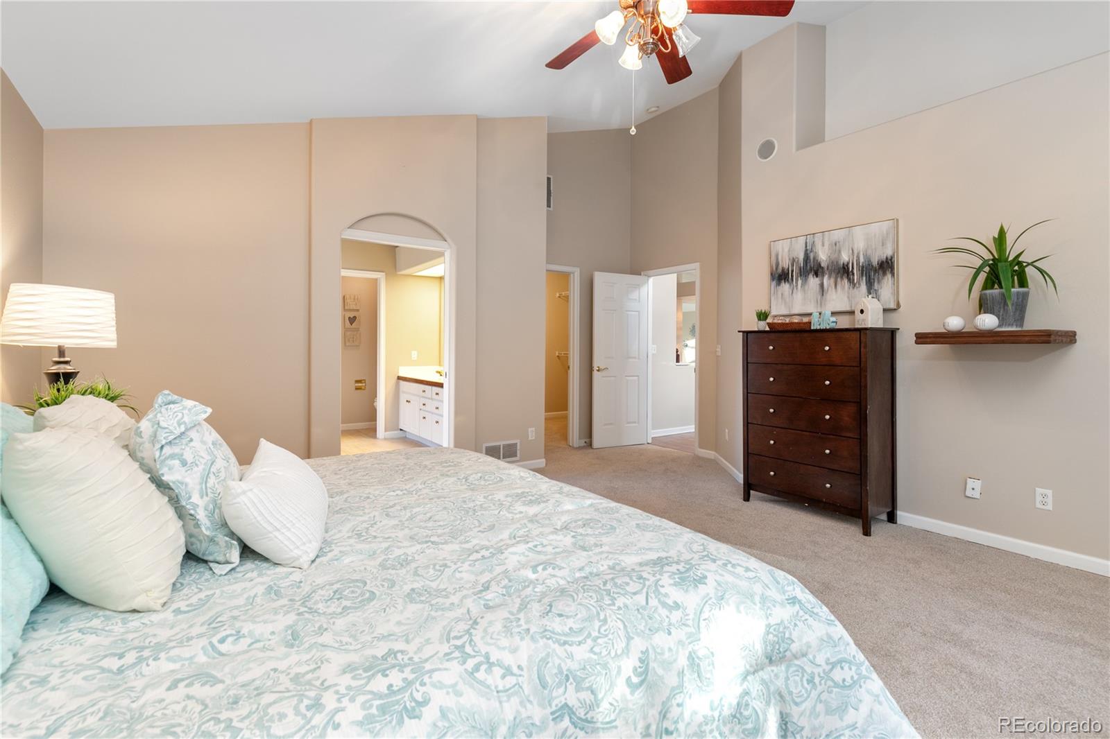 16895 W 66th Place