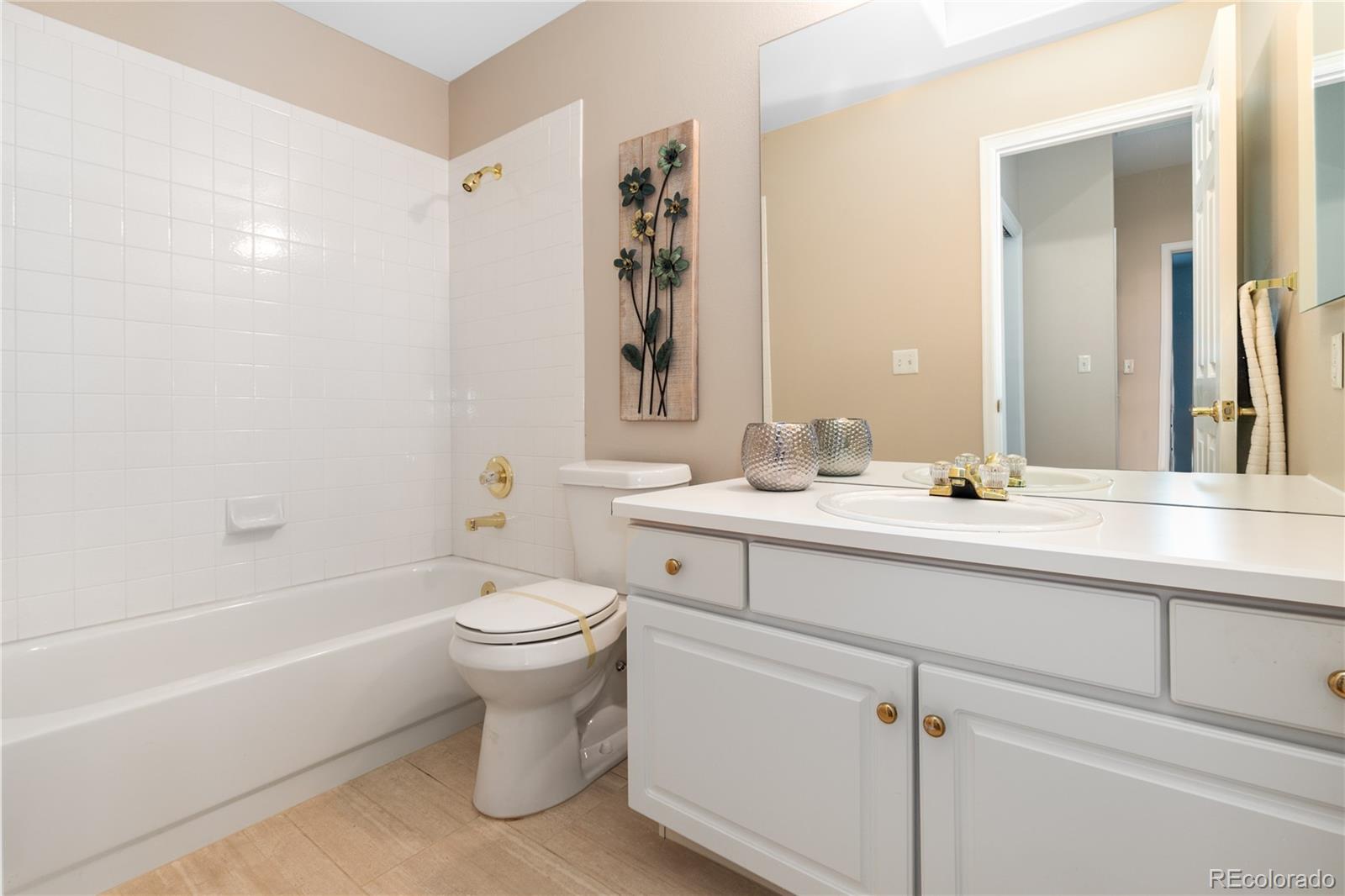 16895 W 66th Place