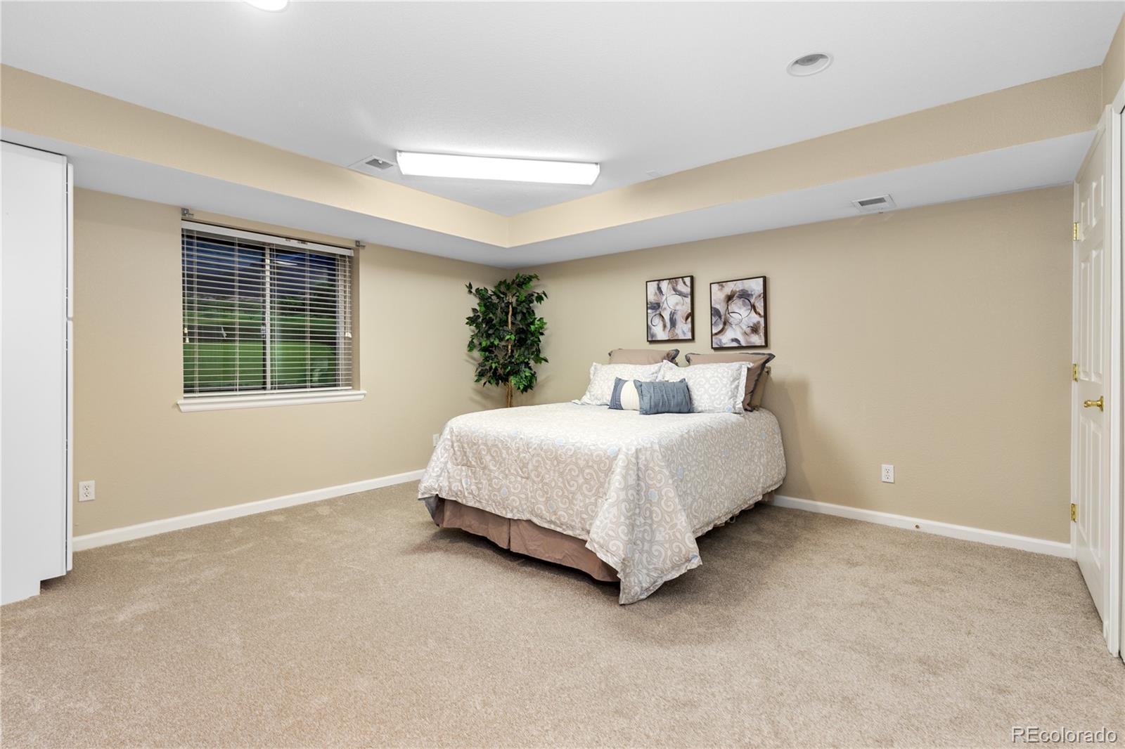 16895 W 66th Place