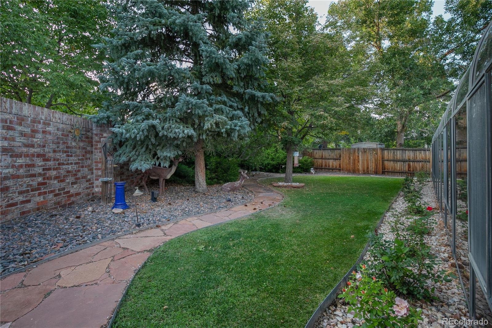 16895 W 66th Place