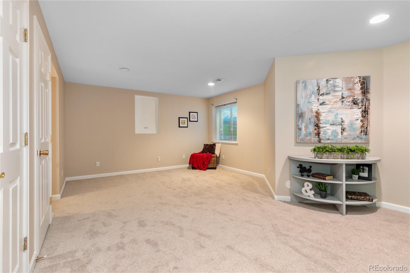 16895 W 66th Place