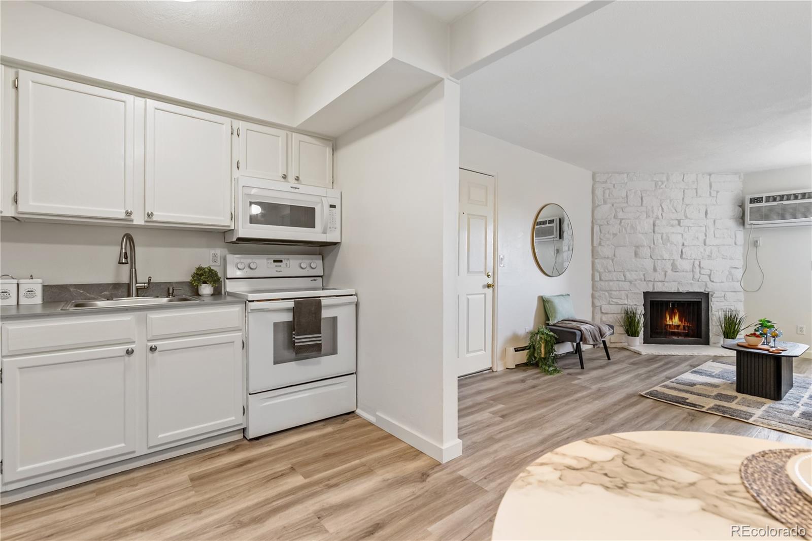 10150 E Virginia Avenue Unit: 17-101