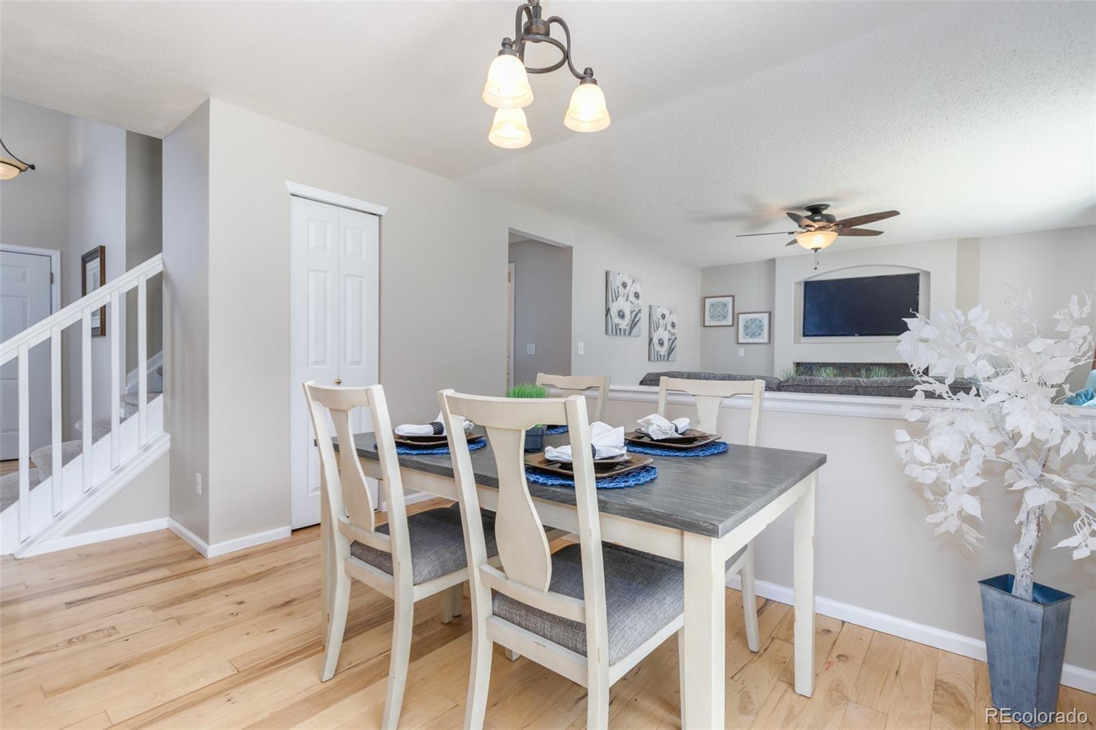 10501 Hyacinth Street