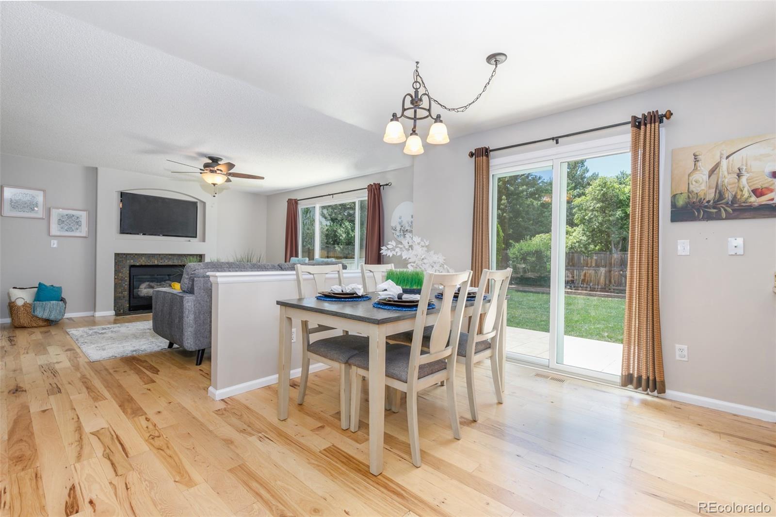 10501 Hyacinth Street