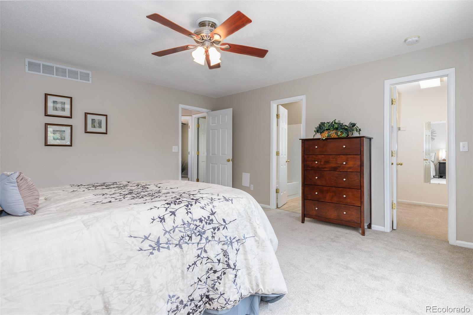 10501 Hyacinth Street