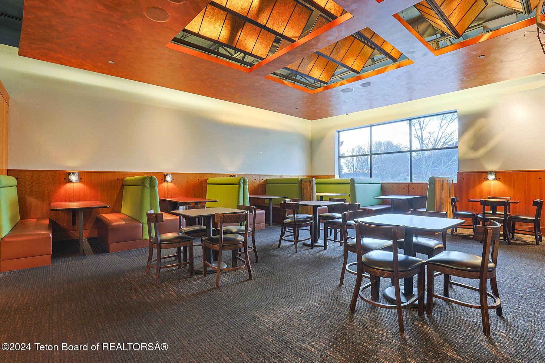 225 N CACHE Street