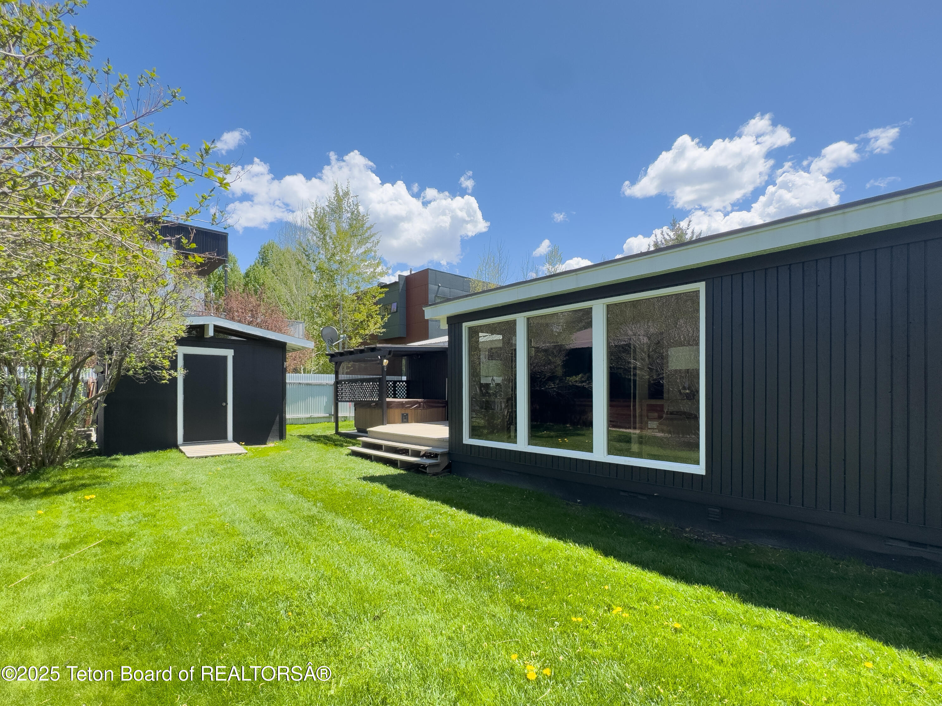 755 CACHE CREEK Drive