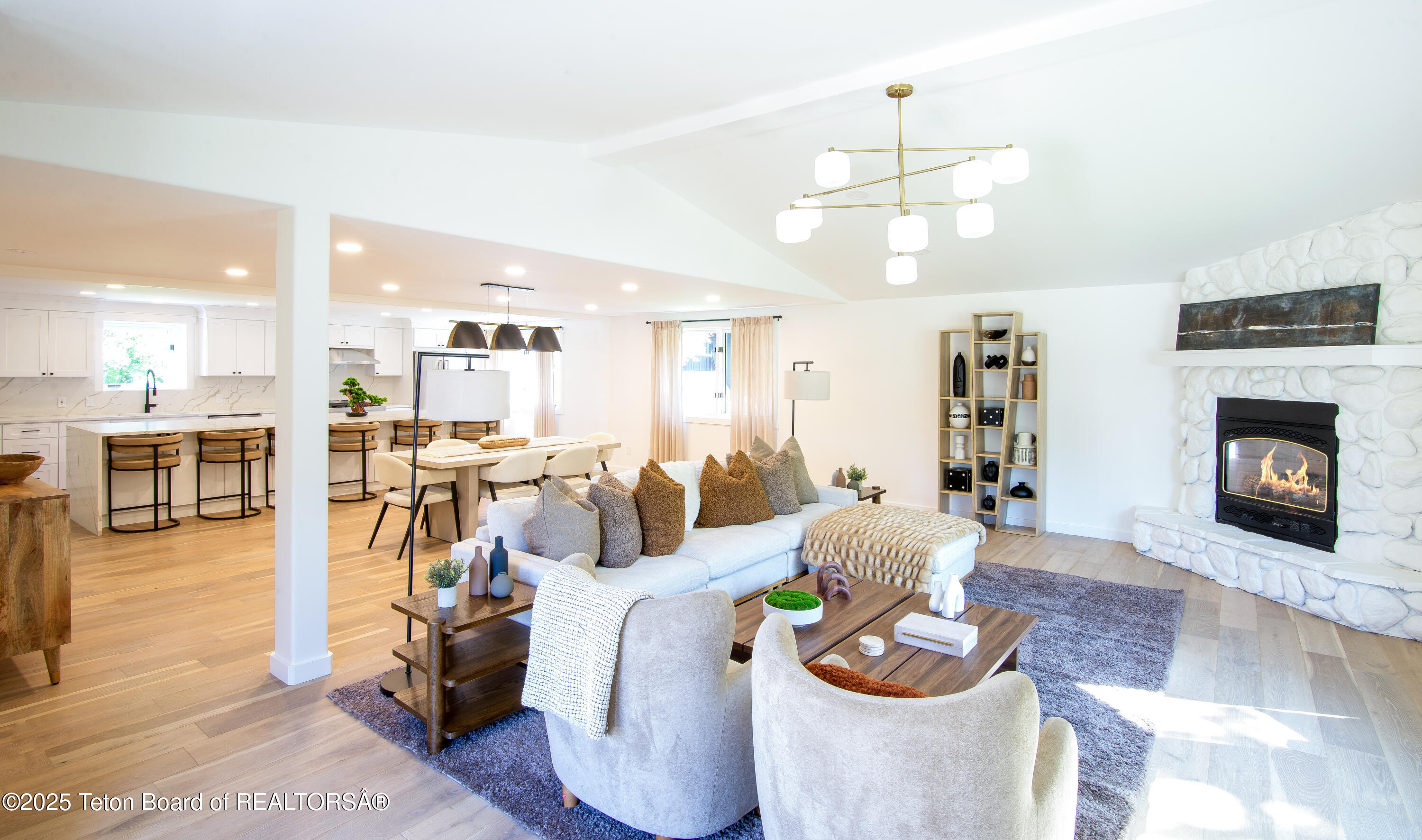 755 CACHE CREEK Drive