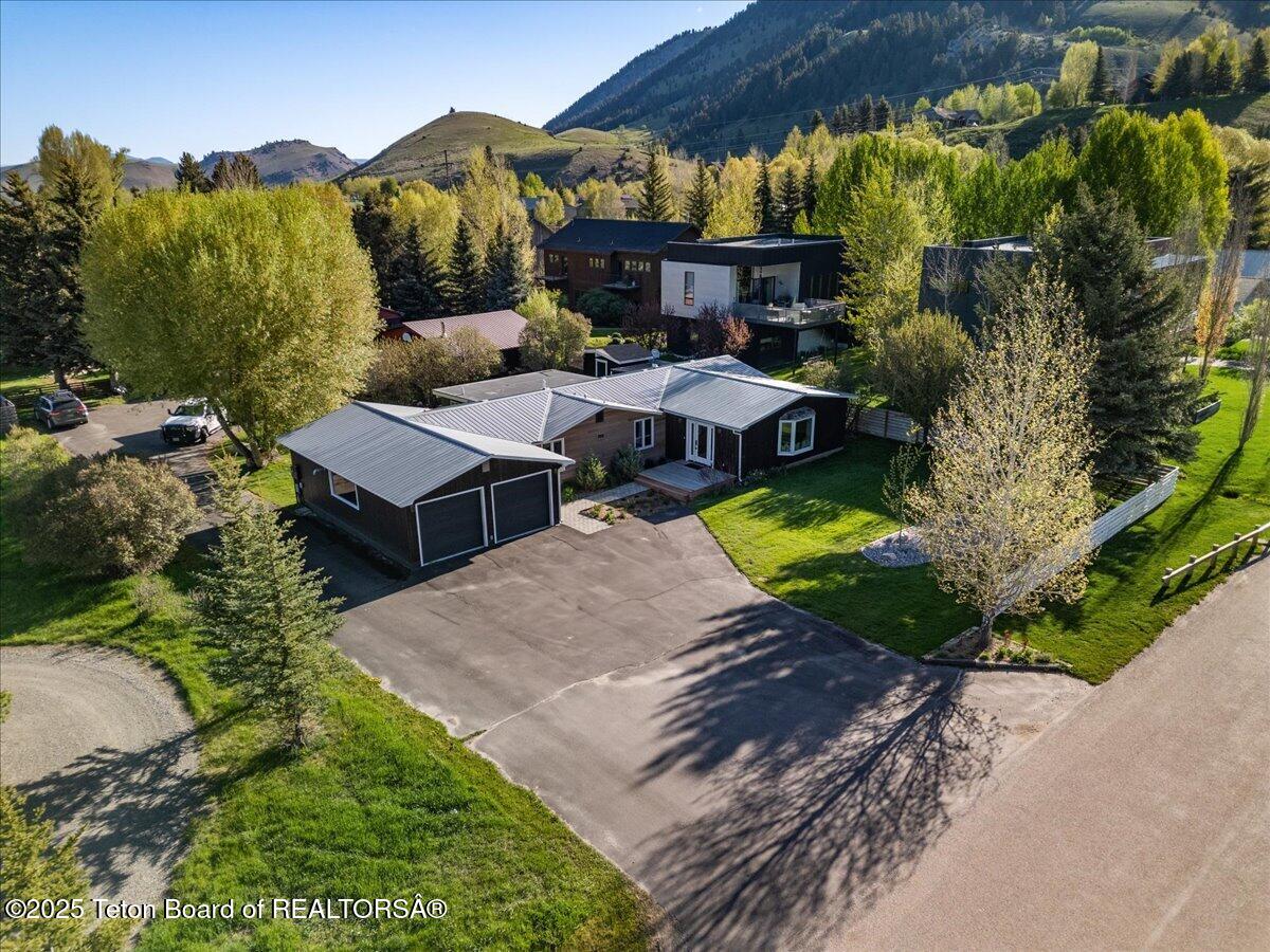 755 CACHE CREEK Drive