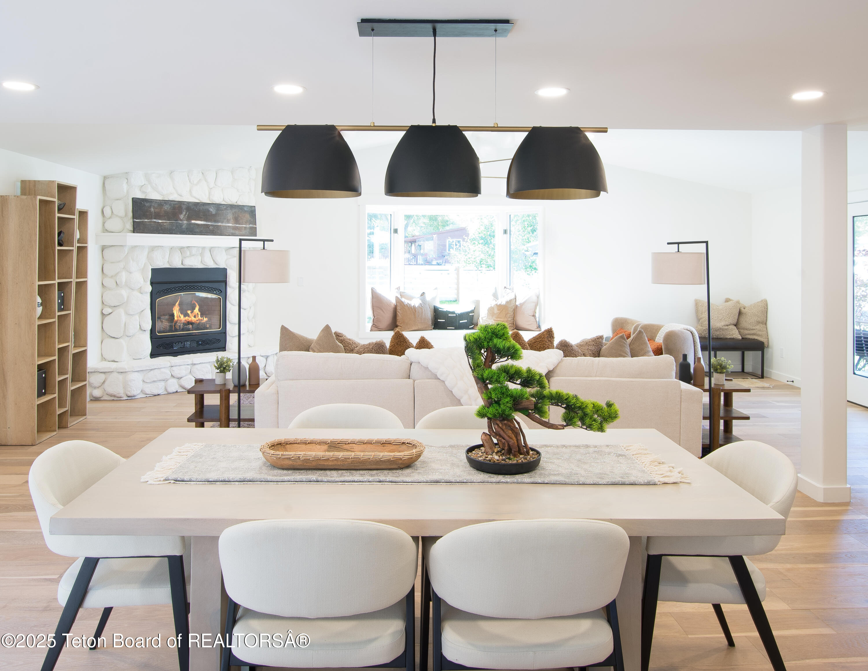 755 CACHE CREEK Drive